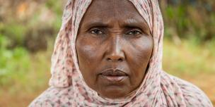 Shamis Ali Dahir lives in Garowo, Somali Region, Ethiopia. In recent years they have struggled to raise grain and vegetable crops due to drought, and they have lost nearly all their livestock. Photo credit: Petterik Wiggers / Oxfam
