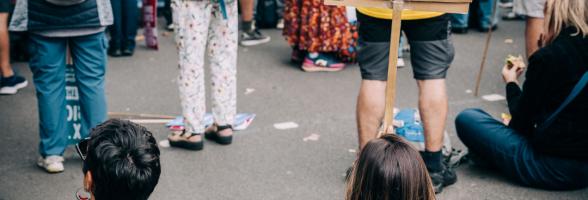 Oxfam joined thousands to march through central London, demanding that the government tax billionaires to pay more toward solving the climate crisis. Credit: Mark Chilvers / Oxfam