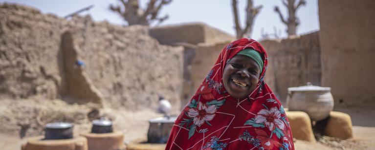 Mariam is part of a cooperative in Mali that makes improved cooking firepits; these firepits reduce deforestation and the time women spend collecting firewood. Photo by Diafara Traoré/Oxfam.