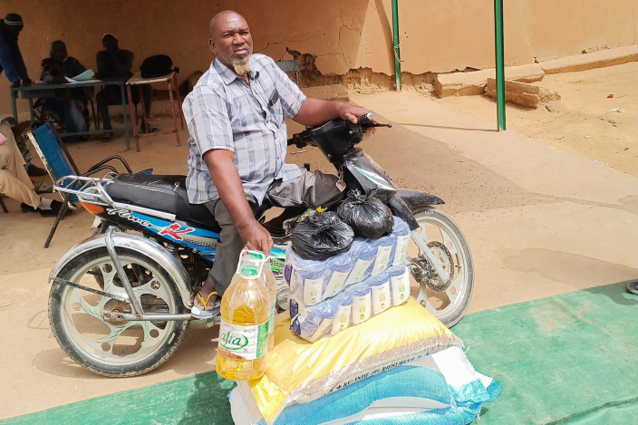 Un panier alimentaire, un peu de répit, beaucoup d’espoir 