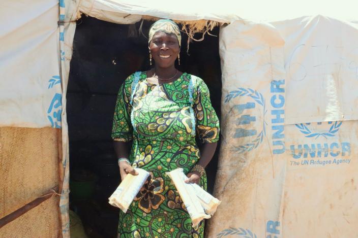 Maïmounatou, 40 ans, mère de six enfants, originaire d’un village du Burkina Faso situé à la frontière malienne, a été contrainte de fuir son foyer il y a neuf mois à cause de l’insécurité