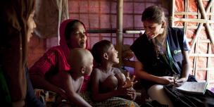 Refugees on the Frontlines Refugees on the Frontlines
