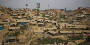 Cyclone threatens Cox’s Bazar as first Covid-19 cases are confirmed - Oxfam Cyclone threatens Cox’s Bazar as first Covid-19 cases are confirmed - Oxfam