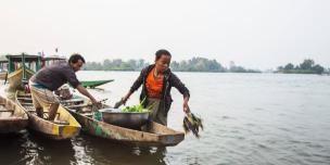 Oxfam in Asia - Mekong - Water Governance Oxfam in Asia - Mekong Water Governance