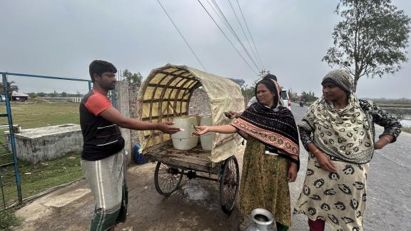 purified drinking water purified drinking water