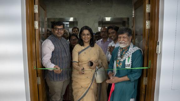 ribbon cutting ribbon cutting