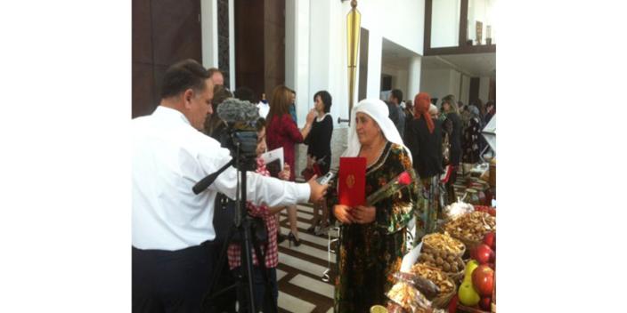 Oxfam in Asia - Publications - Tajikistan - Commited to end poverty