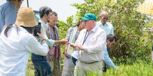 The visit to the rice field where farmers used the water from the solar power-pump.  