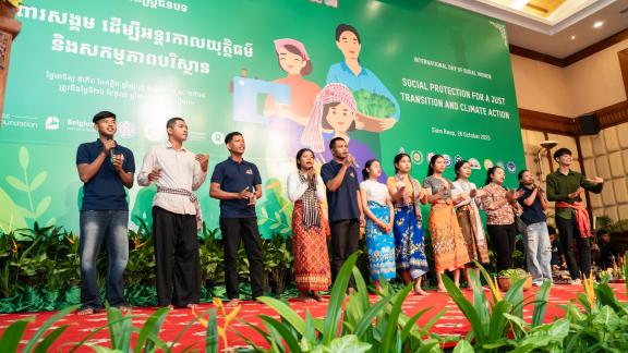 Performance by youth group from CCFC and Banteay Srei