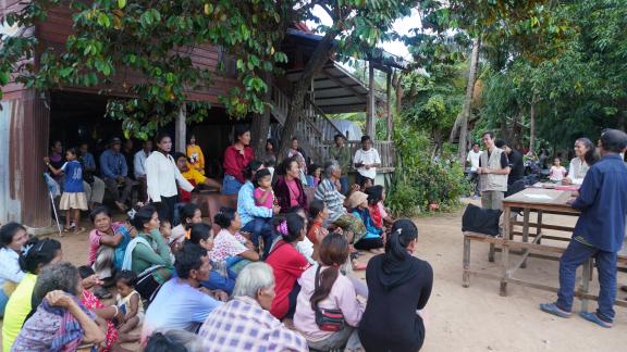 oxfam and VSG provided cash assistance to displaced communities in Oddar Meachey province