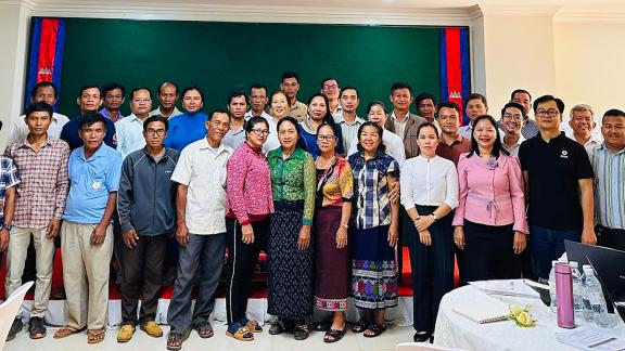 Distinguished guests, and participant gathered for a group photo during Sustainable Financing Training for CFis and FiA. Distinguished guests, and participant gathered for a group photo during Sustainable Financing Training for CFis and FiA.