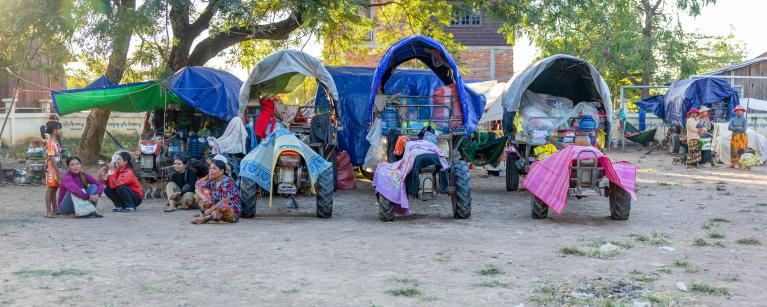 Displace community in Banteay Meanchey province