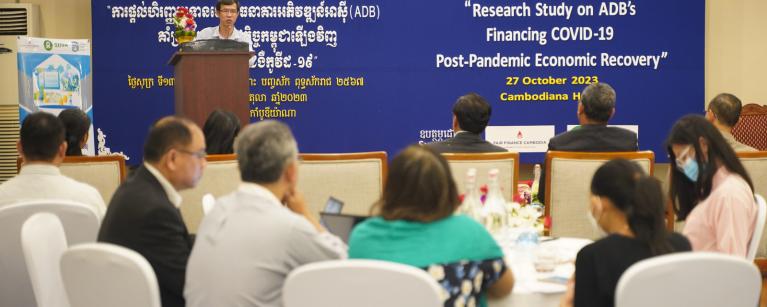 Khim Sok, Oxfam Program Manager, during his remarks in the launching of a report on the Asian Development Bank’s (ADB) financing of COVID-19 post-pandemic economic recovery in Cambodia