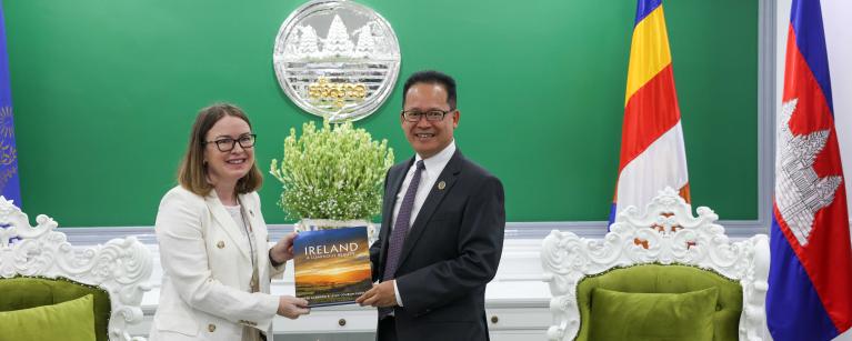 Ms. Deirdre Ní Fhallúin, the Ambassador of Ireland to Cambodia and H.E. Sophalleth Eang, Minister of the Ministry of Environment.