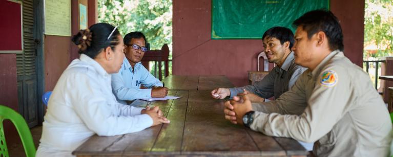 Vannak visiting community program participants including Ms Boukhamtong, who is a former community researcher trained by CEPA. She has since become the District Councillor and continues to advocate for best-practice water governance. ©Patrick Moran