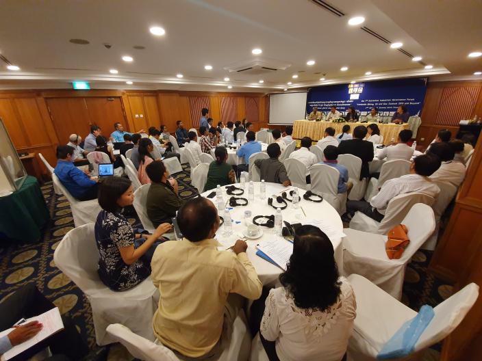 Perspectives from local authorities and local communities on mining project moderated by Ms. Mout Chantheany, DPA-EISEI Coordinator, during 7th EIGF meeting, April 2019. 