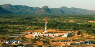 Oil rig in Turkana. Photo credit: Kenya Civil Society Platform on Oil and Gas Petroleum Revenue Report Oil rig in Turkana. Photo credit: Kenya Civil Society Platform on Oil and Gas Petroleum Revenue Report