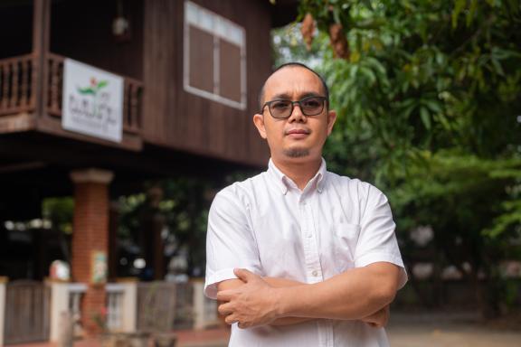 SOLAR Project: Kolaka Bouanedaoheuang Phan-Thin Social Enterprise empowers youth to develop communities through soft skills training SOLAR Project: Kolaka Bouanedaoheuang Phan-Thin Social Enterprise empowers youth to develop communities through soft skills training