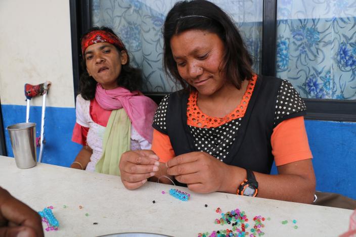 Making jewellery from beads