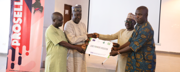 Handover of the State Lead Farmers Register to the State Government by the Project Manager and Chairperson Coalision of CSOs.png