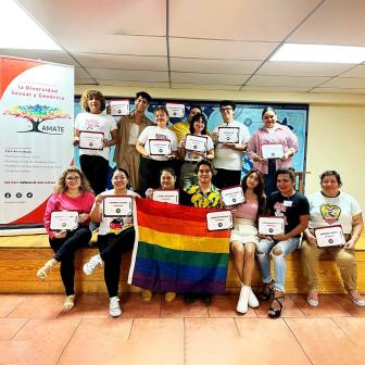 Group of people part of AMATE, ReCIPE's partner in El Salvador