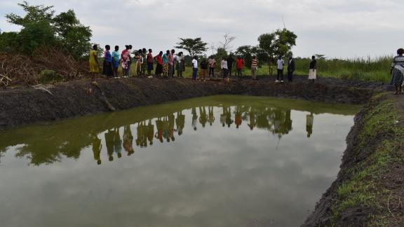 Members of the Baradong ACCE at one of the established fishponds 