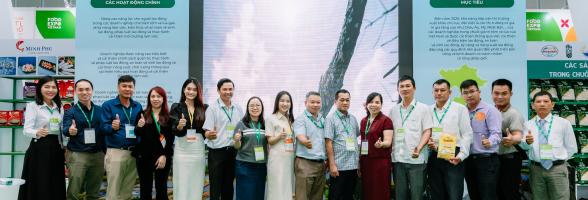 Doanh nghiệp và HTX tôm - lúa tăng cường liên kết thị trường tại Vietnam FoodExpo 2025