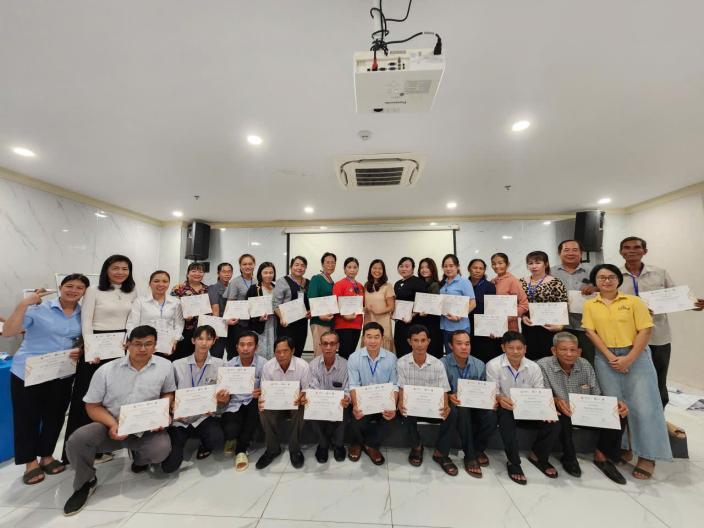 Ảnh tập thể các thành viên tham gia tập huấn